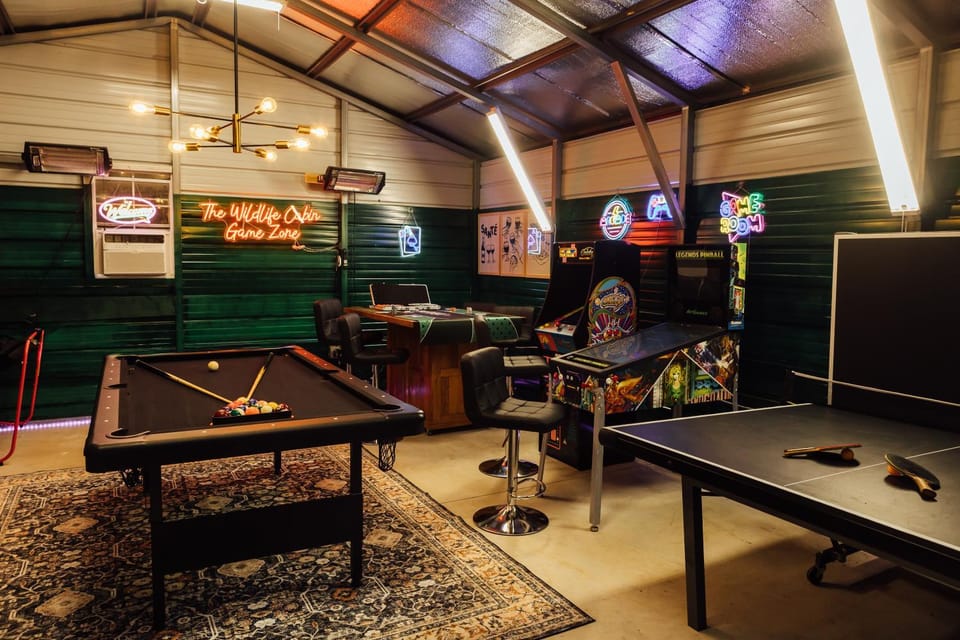 Billiard, Game Room, Karaoke, Table tennis, TV and multimedia, Evening entertainment
