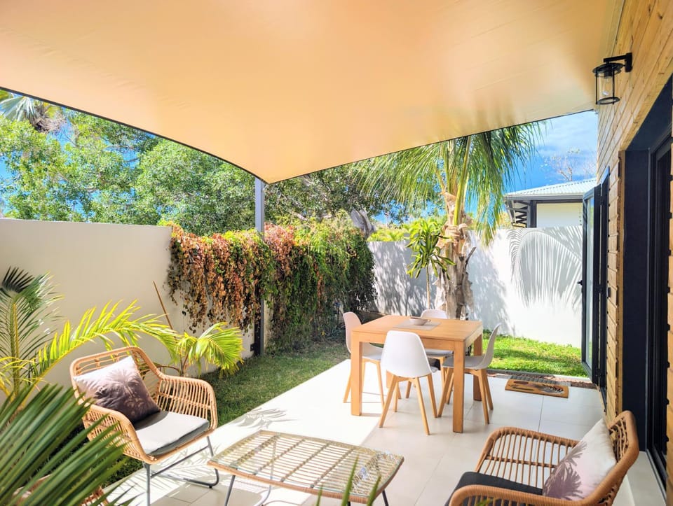 Patio, Garden