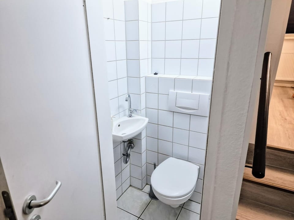 Toilet, Bathroom