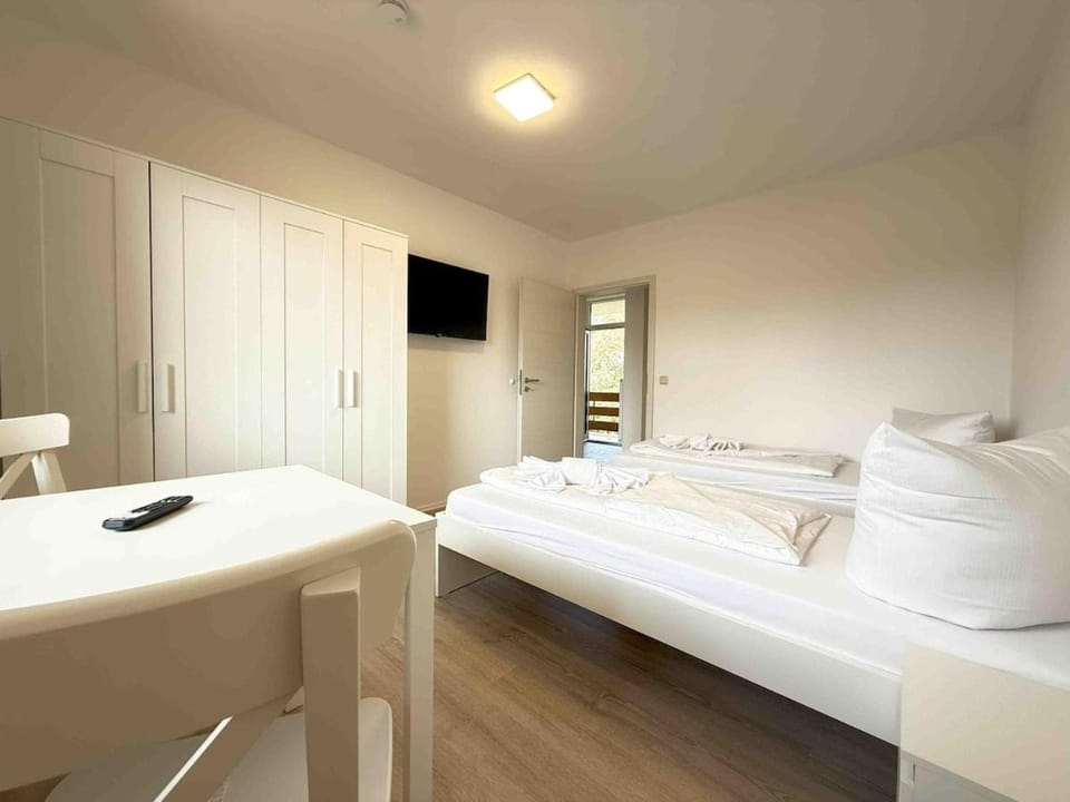 SAD165 Möblierte Monteurwohnung mit Balkon Apartment in Bavaria