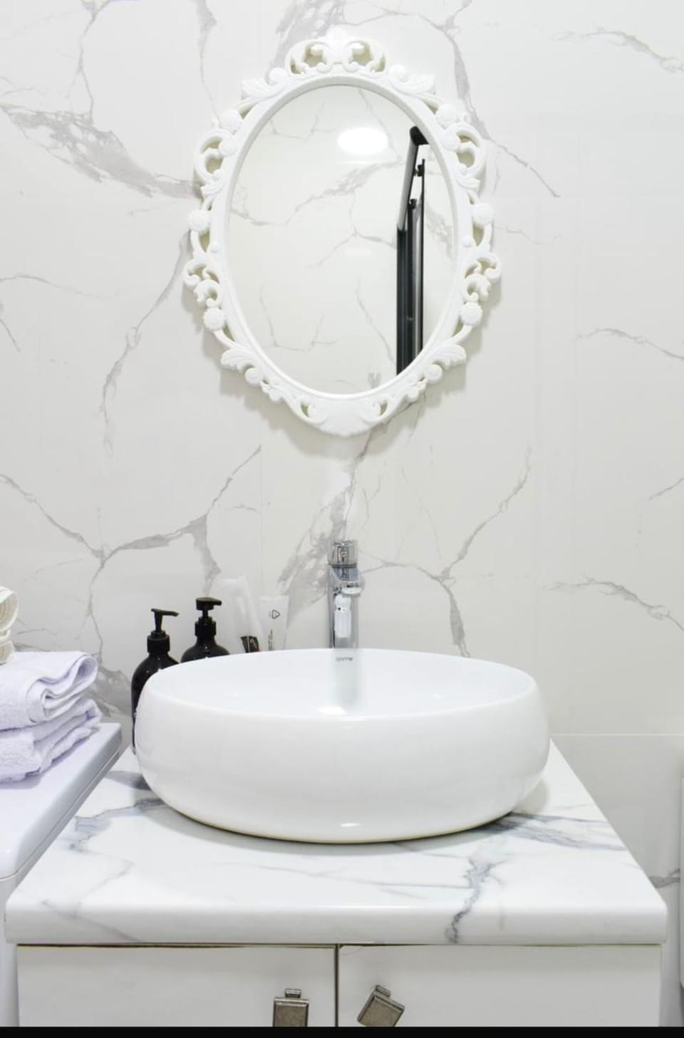 Comfort City Residential Complex Green Room Apartment in Almaty