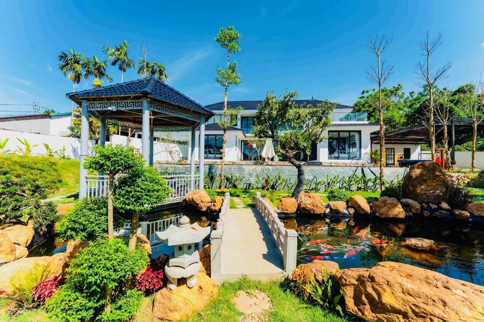 Property building, Garden