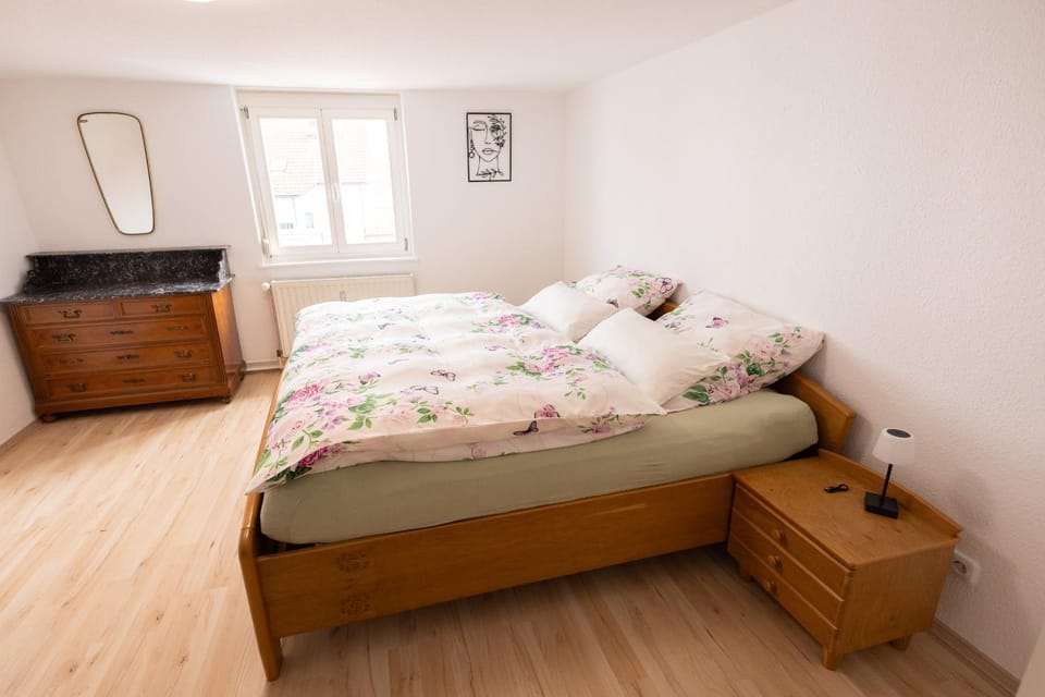 Living room, Bedroom