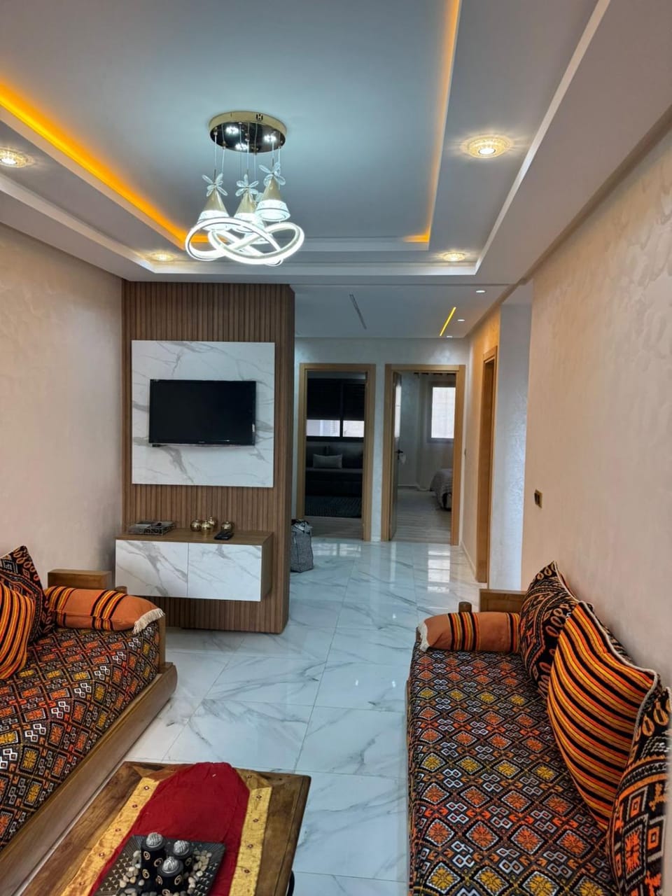 TV and multimedia, Seating area