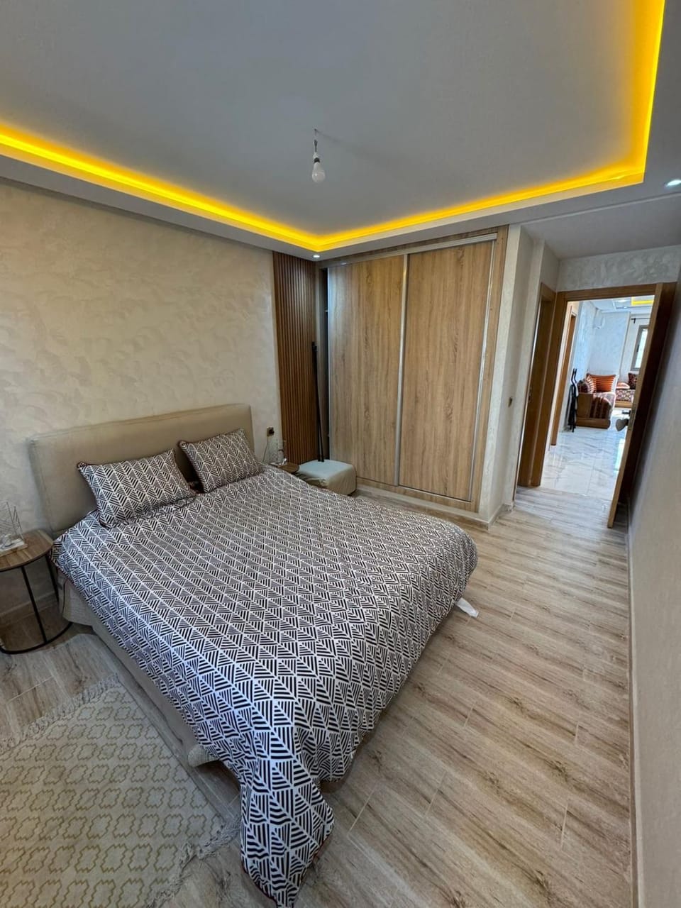 Bed, Living room, Bedroom, wardrobe