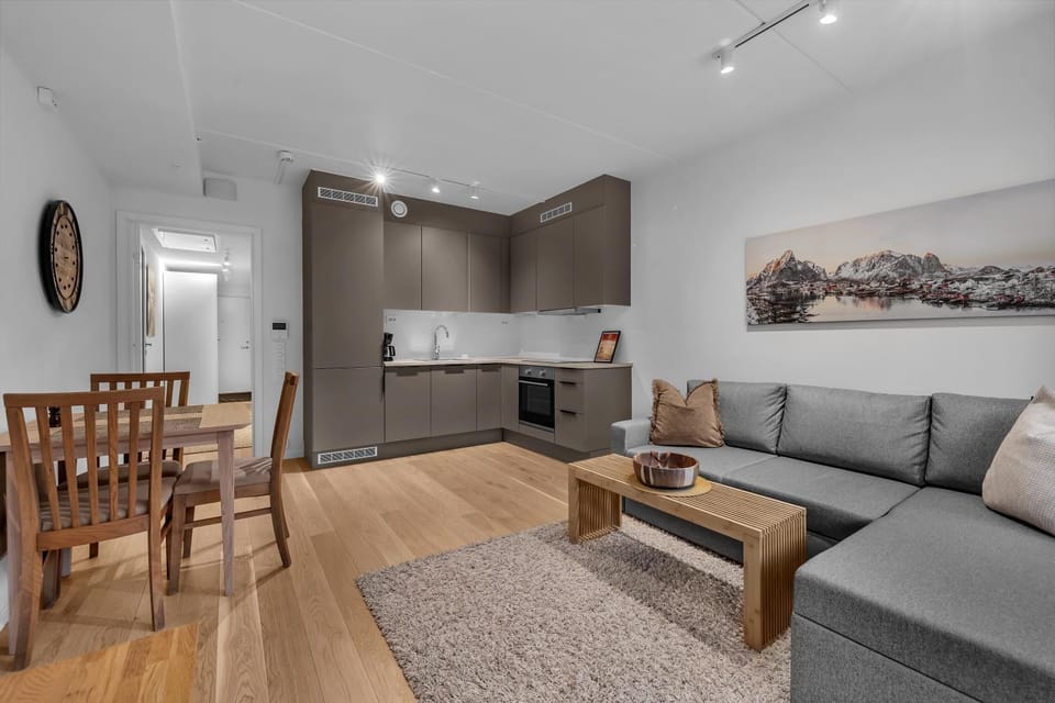 Kitchen or kitchenette, Living room, Seating area, Dining area, oven, stove