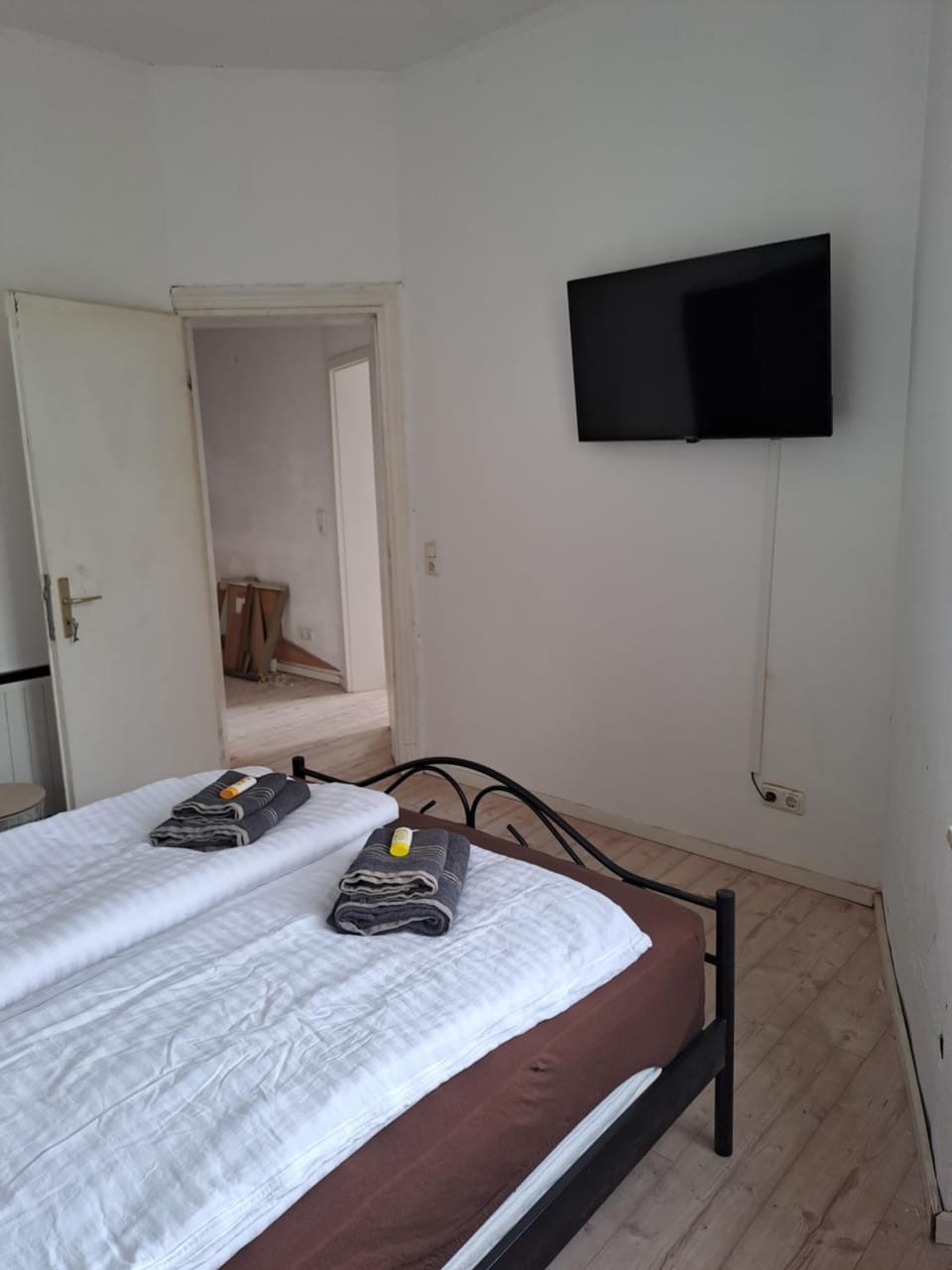 Zimmer am Hauptbahnhof 2 Vacation rental in Minden