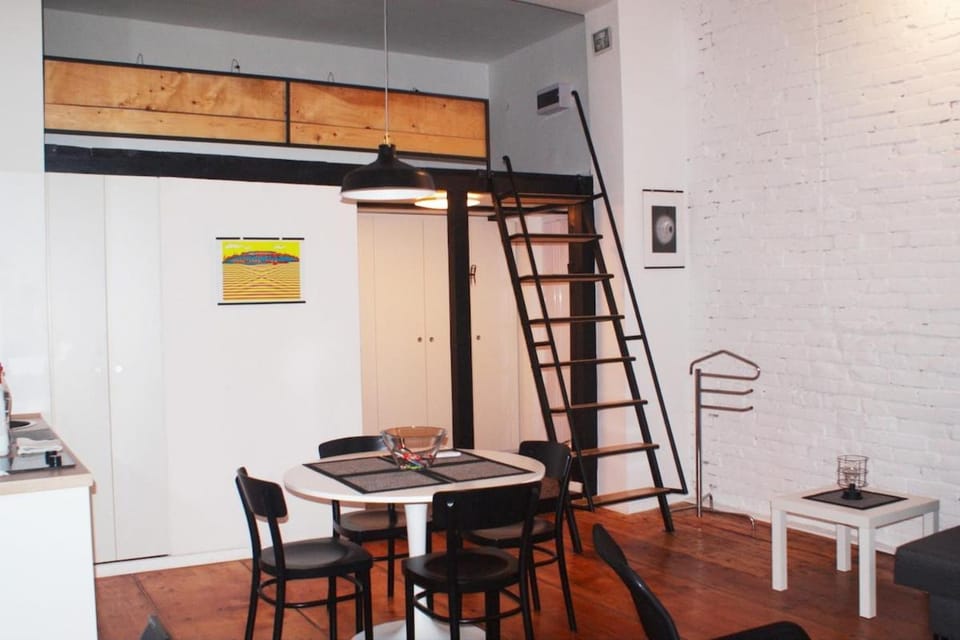 Dining area, bunk bed