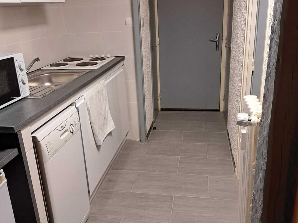 Studio Ouest pour 4 pers. à Valloire avec balcon - FR-1-263-623 Apartment in Auvergne-Rhône-Alpes