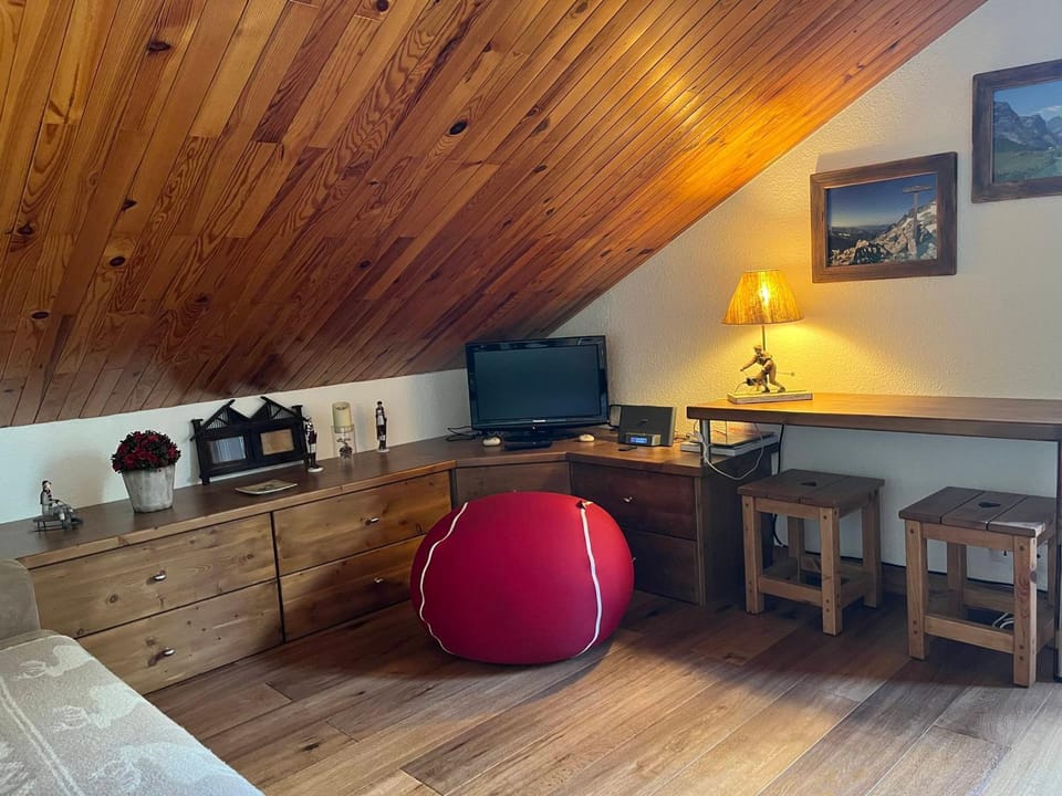 Appartement cosy avec balcon au centre, capacité 4 pers. - FR-1-464-253 Apartment in Pralognan-la-Vanoise