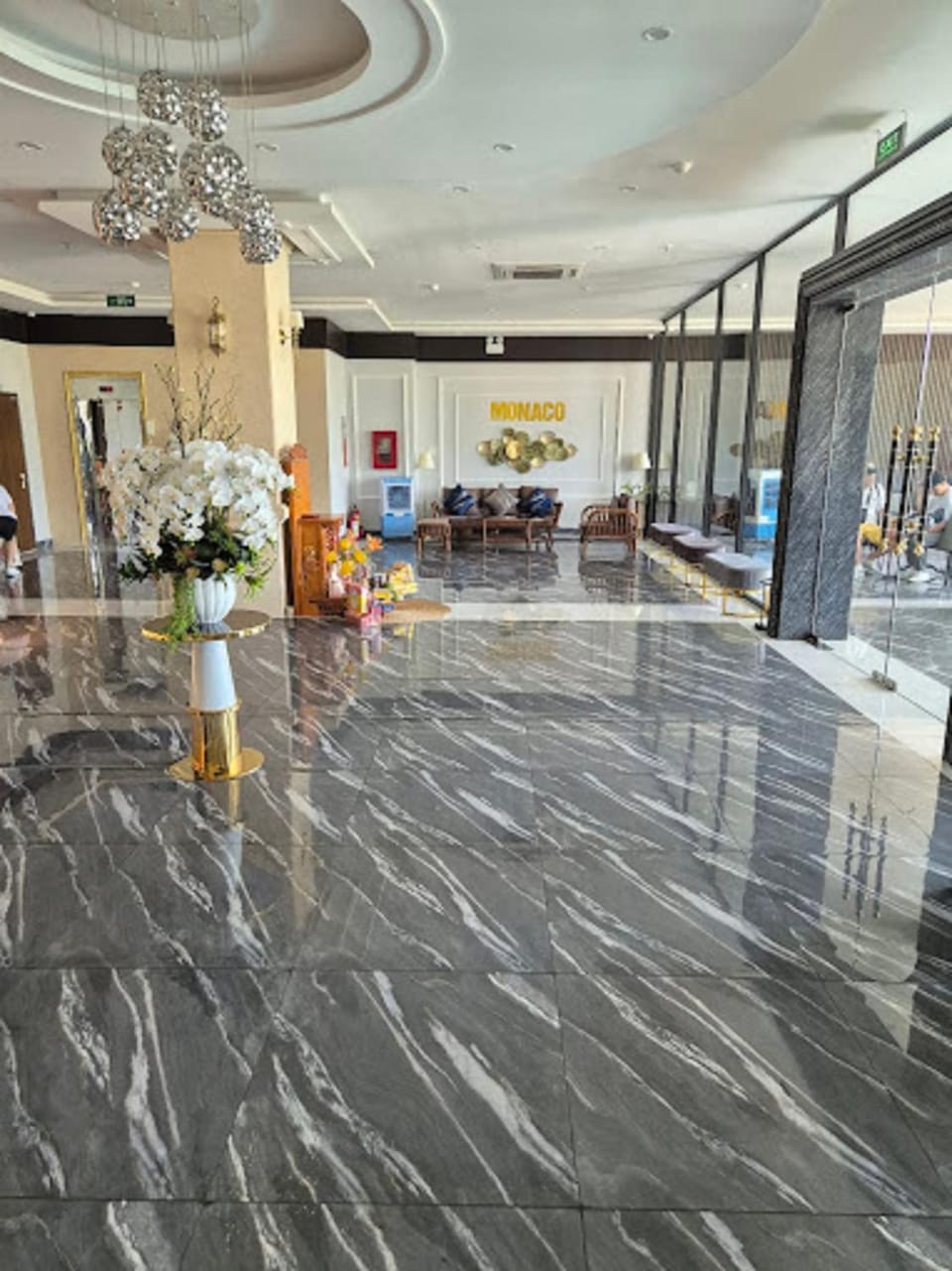 Communal lounge/ TV room, Living room, Lobby or reception, Seating area