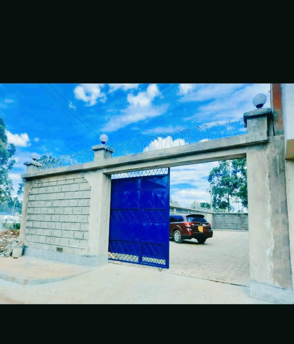 Euphglory studio Apartment in Uganda