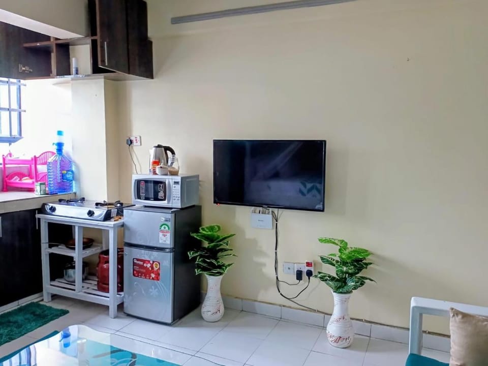 Euphglory studio Apartment in Uganda