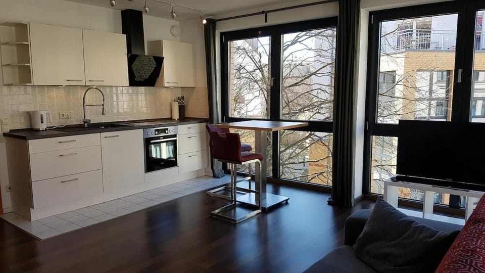 Kitchen or kitchenette, Living room