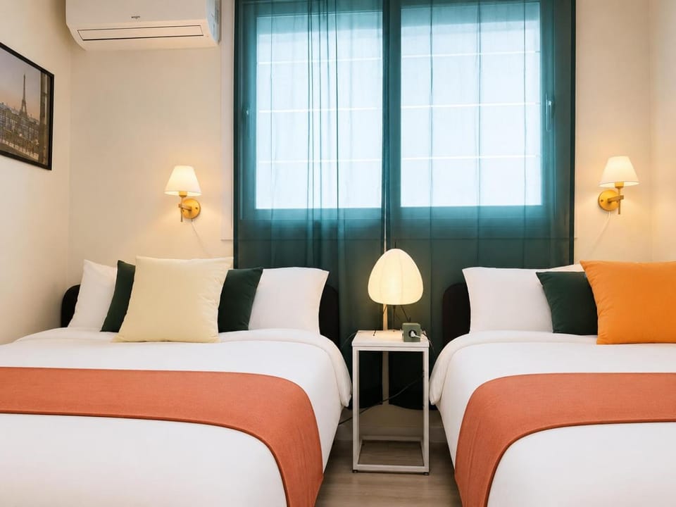 Bed, Bedroom, air conditioner