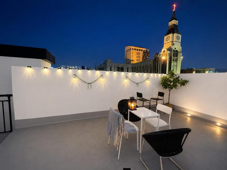 Property building, Night, View (from property/room), Balcony/Terrace