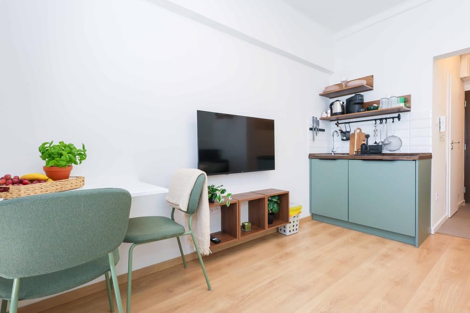 TV and multimedia, Kitchen or kitchenette, Dining area