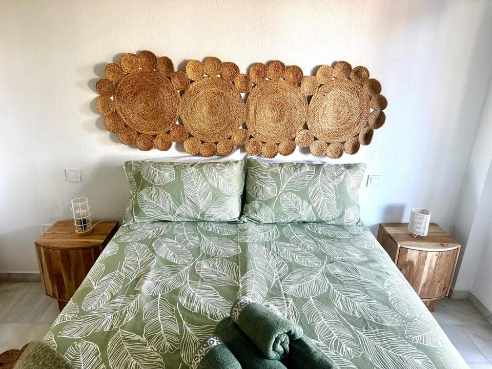 Carihuela Beach II By Holiday Homes Málaga Apartment in Torremolinos