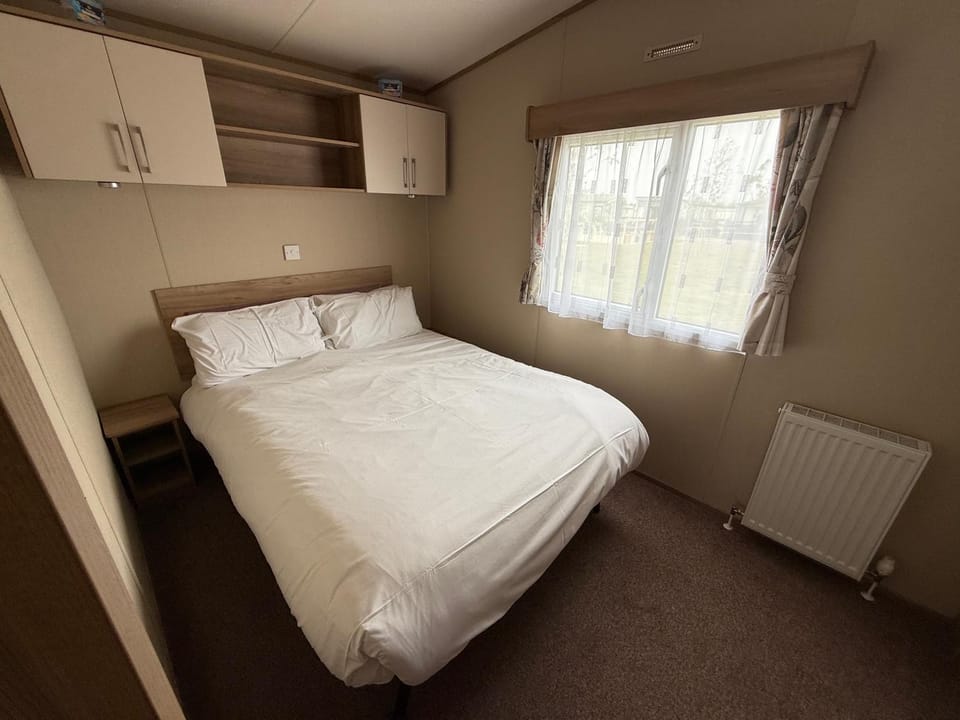 The Retreat 36 - Golden Palm Resort - Meadow Lakes Caravan Hire Apartment in Chapel Saint Leonards