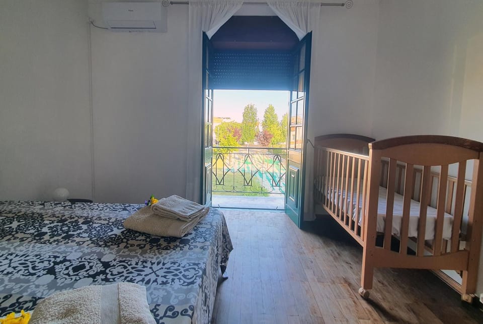 Living room, Bedroom