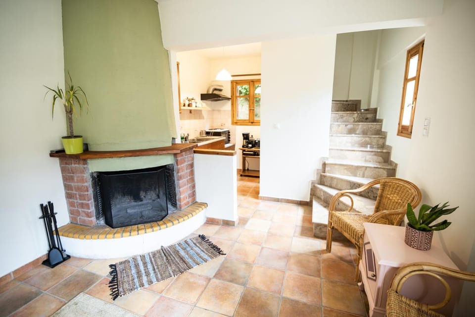 Strix Aluco Kalavryta Apartment in Peloponnese Region