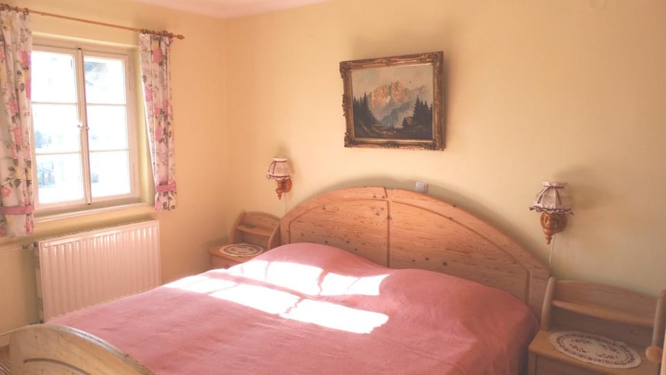 Marta's House Country House in Bled