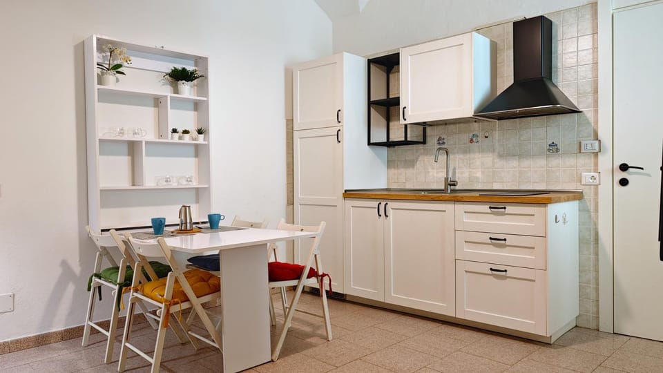 Hostdomus - Oscar's House Apartment in Albenga