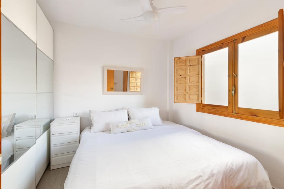 Living room, Bedroom