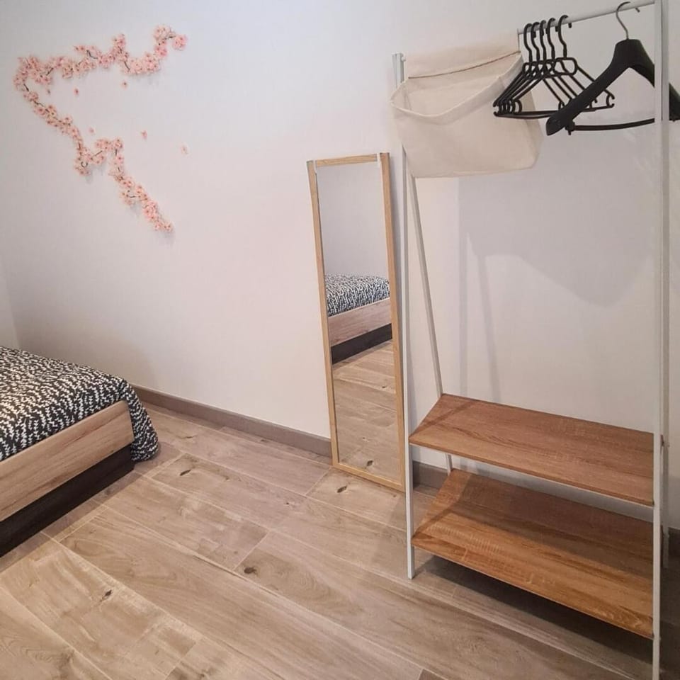 Bed, Bedroom, wardrobe