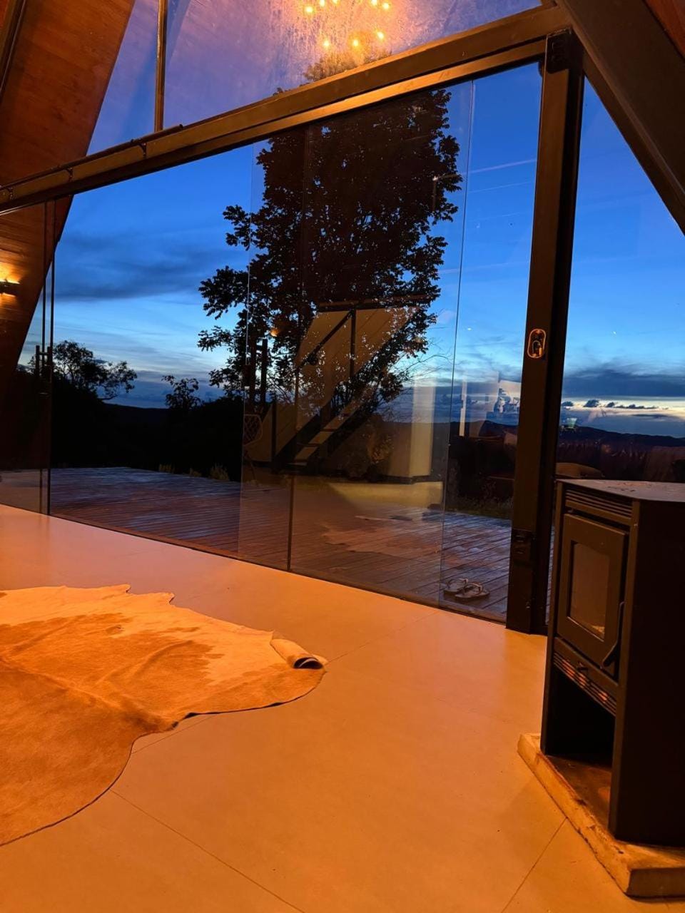 Communal lounge/ TV room