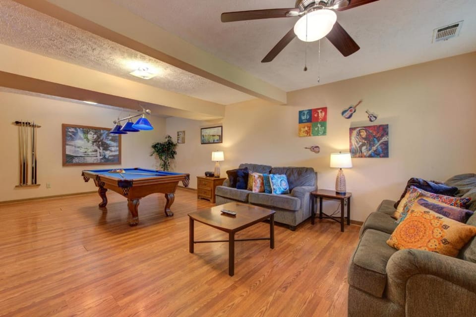 Paradise By Avada Properties House in Gatlinburg