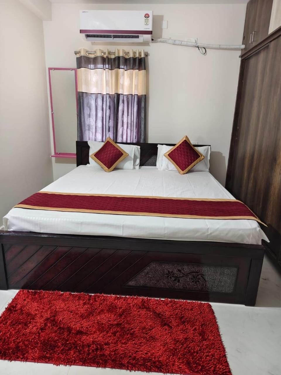 Sri Padmavathi Home Stay Apartment in Tirupati