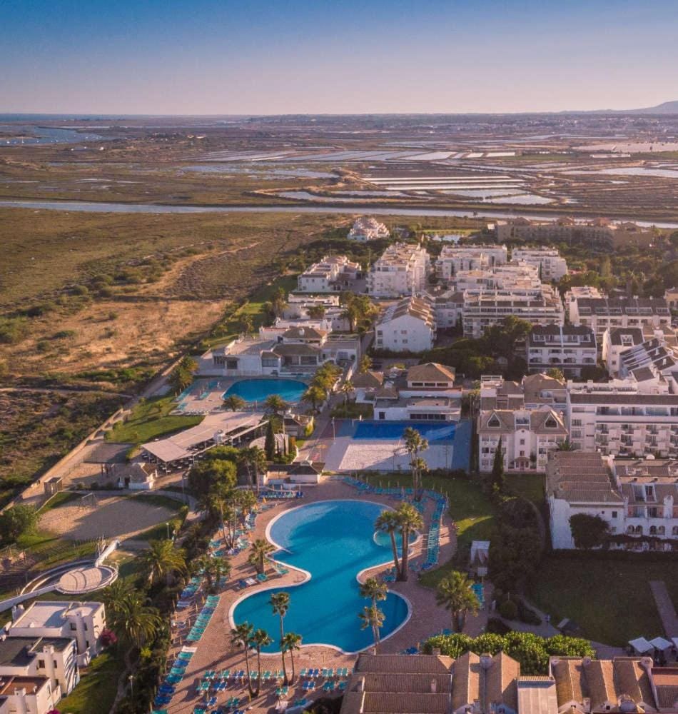Bird's eye view, Swimming pool