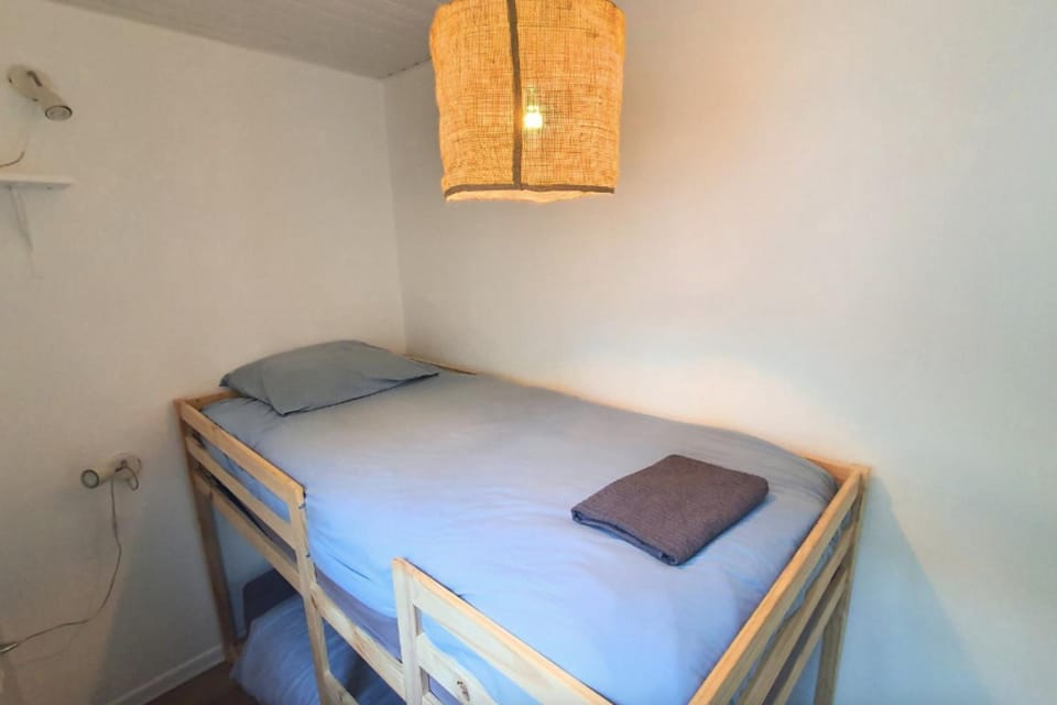 Charming apartment just steps from the beach Apartment in St-Malo