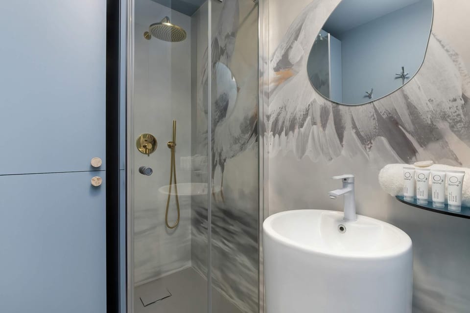 Shower, Bathroom