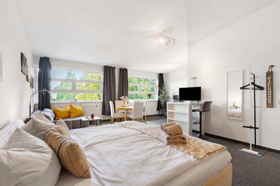 Living room, Bedroom