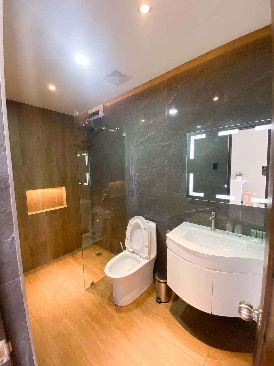 Barsons Transient Unit Bed and Breakfast in Calabarzon