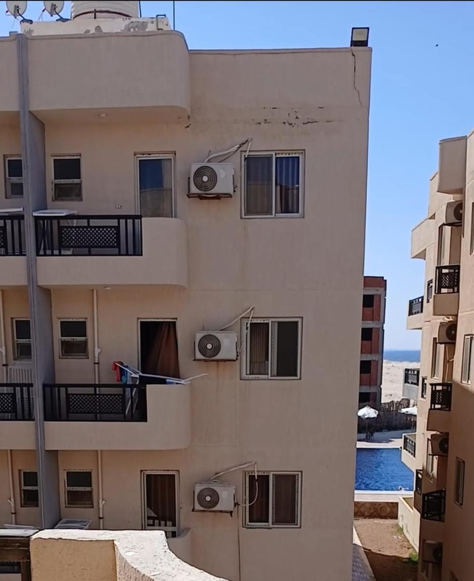 شالية قرية اصاله بلو باى مطروح Apartment in Egypt