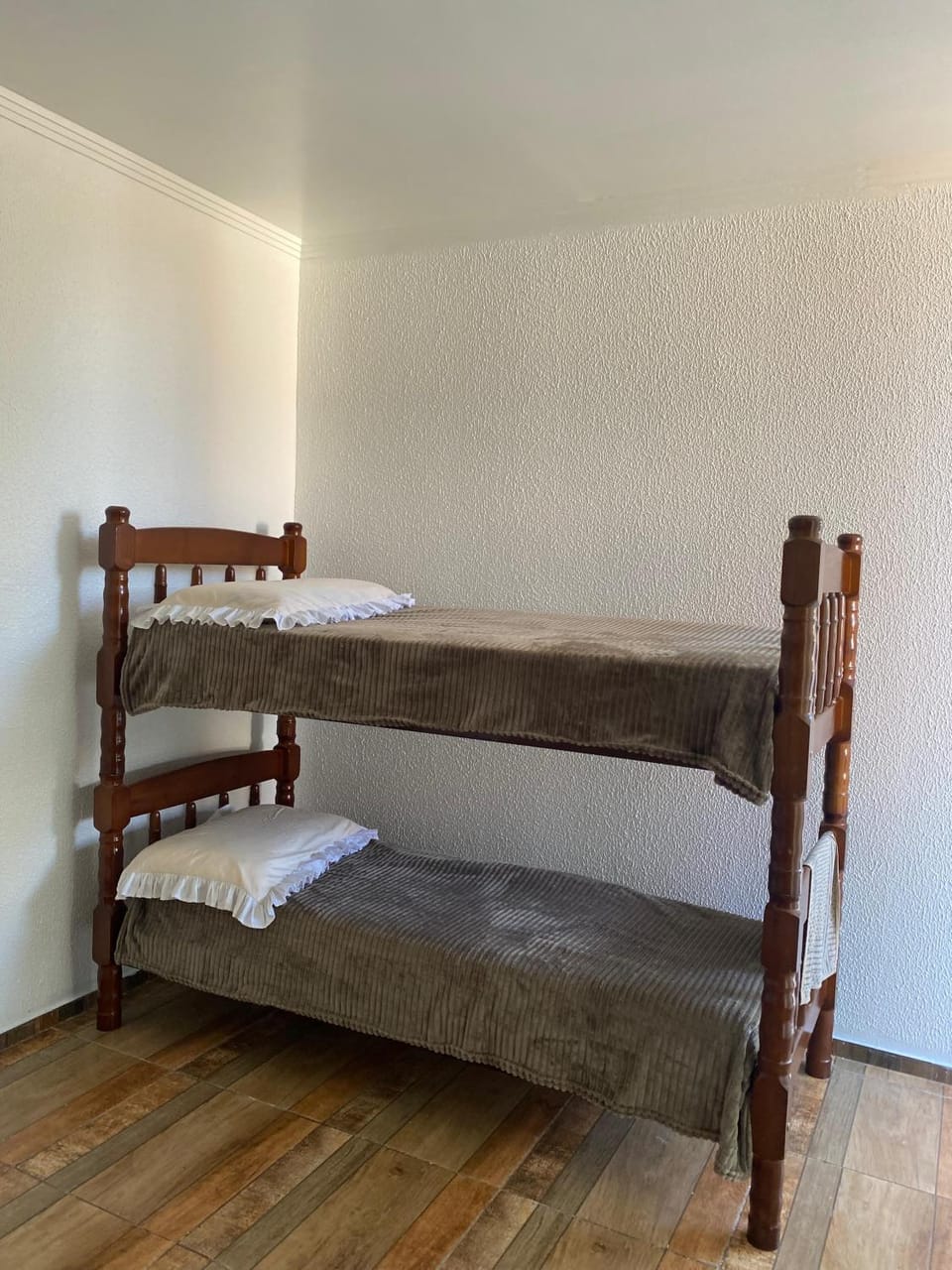 Pousada Aparecida - Quarto 104 Hostel in State of Santa Catarina