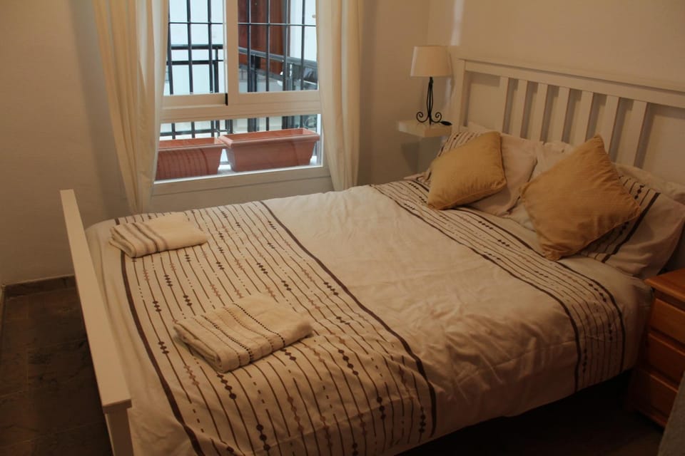 Property building, Bed