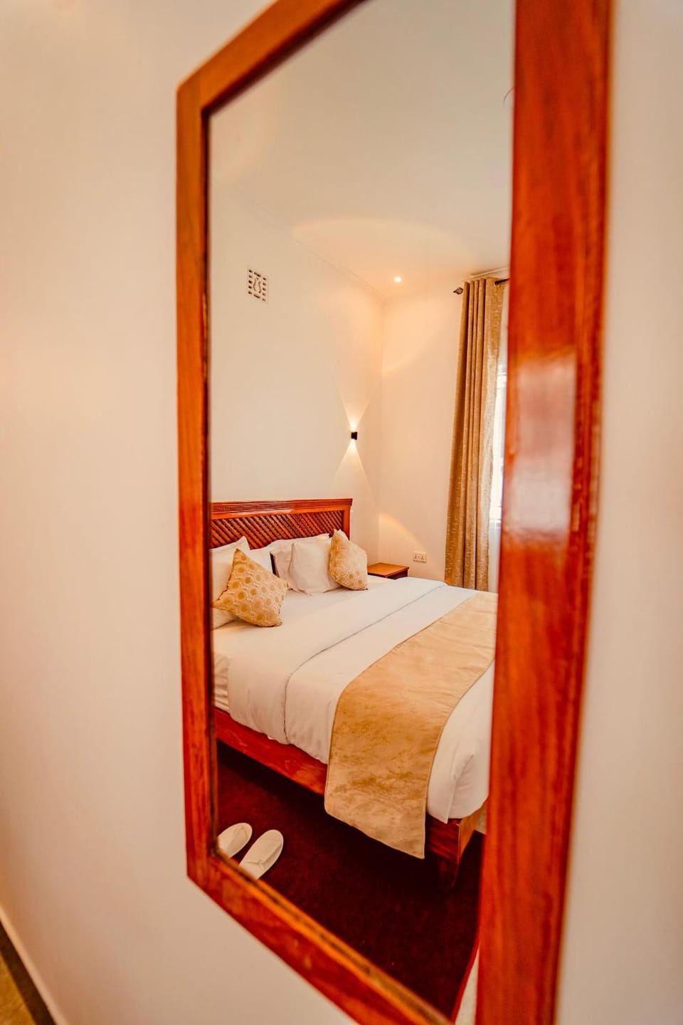 Bedroom, wardrobe