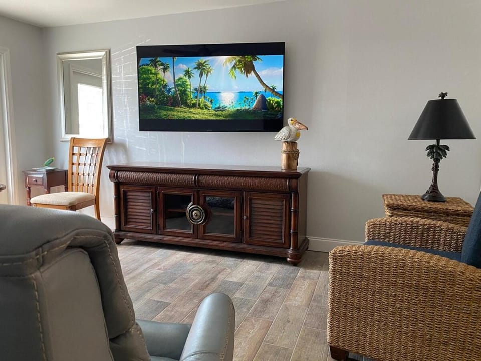 Sailfish Beach House Apartment in Fort Pierce