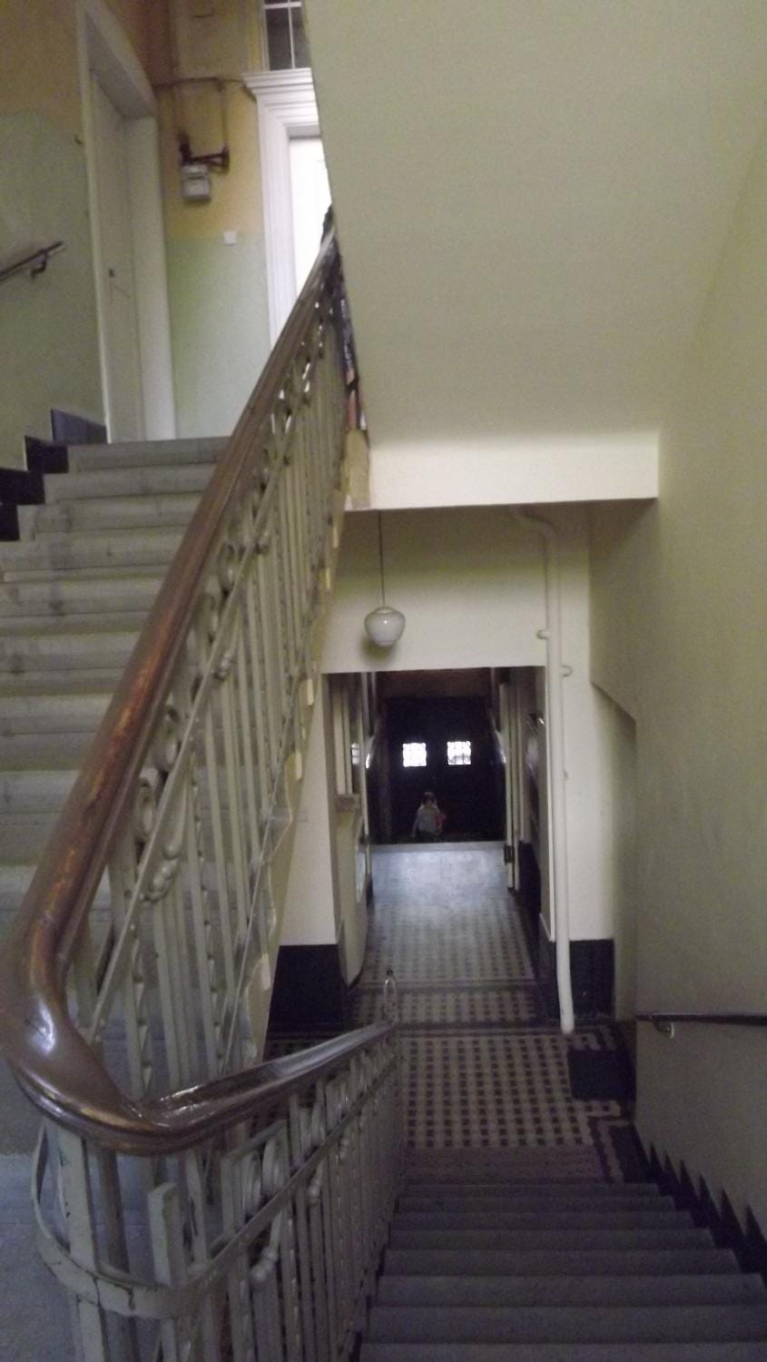 Facade/entrance