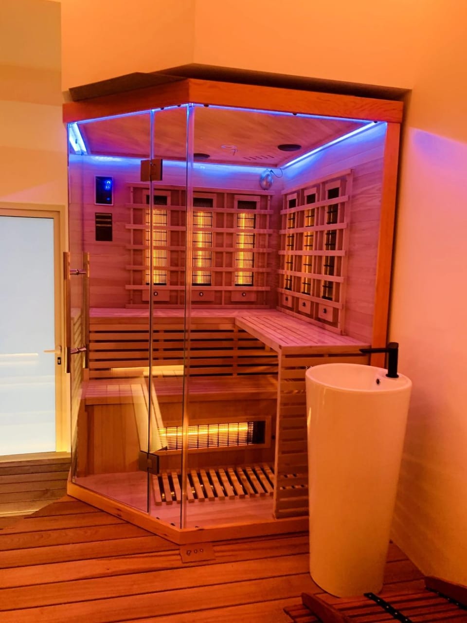 Sauna, Spa and wellness centre/facilities
