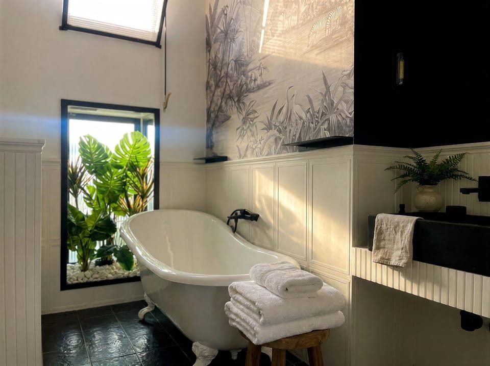 Bathroom, Bath