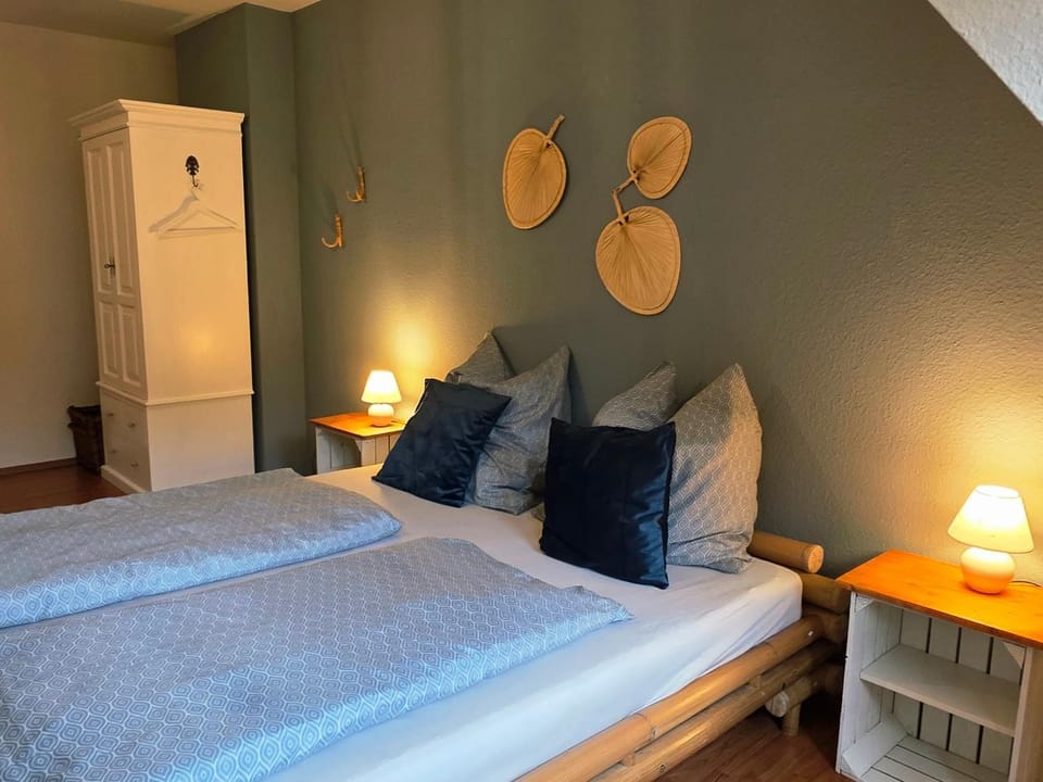 Große Landhaus Wohnung 30 Min bis Hamburg Apartment in Schleswig-Holstein