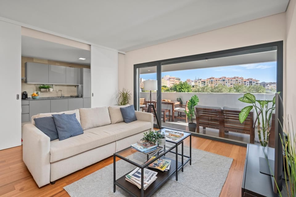 Patio, View (from property/room), Balcony/Terrace, Living room, Dining area