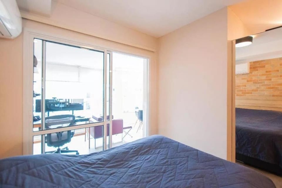 Bed, Photo of the whole room, Bedroom, air conditioner