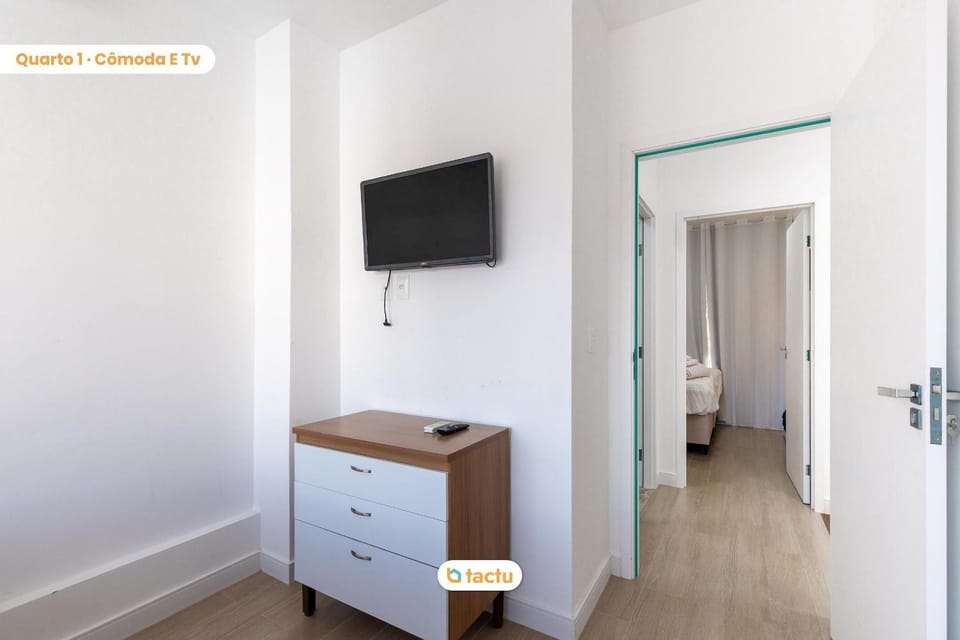 TV and multimedia, Bedroom, Family
