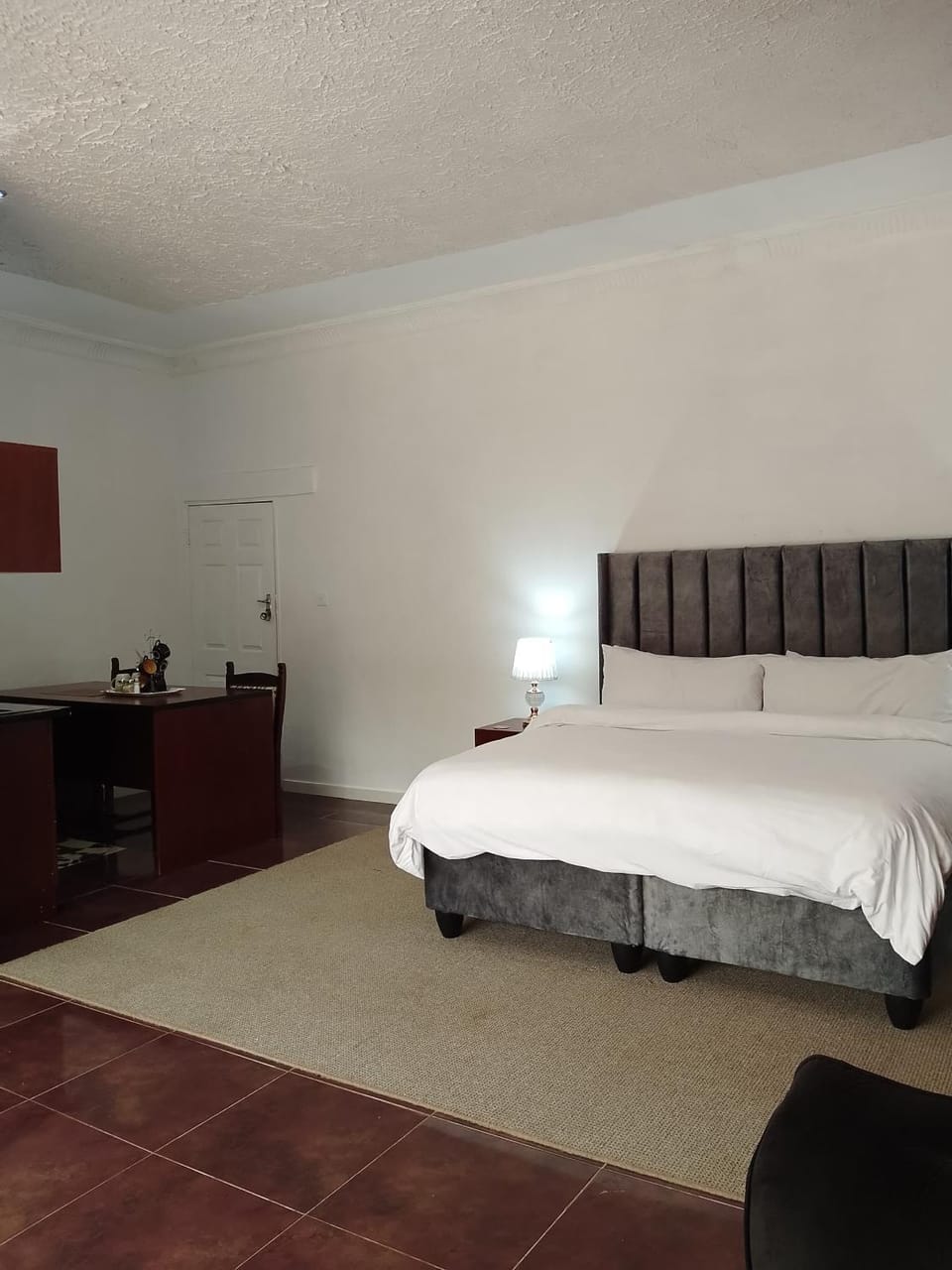 Bed, Kitchen or kitchenette, Photo of the whole room, Bedroom